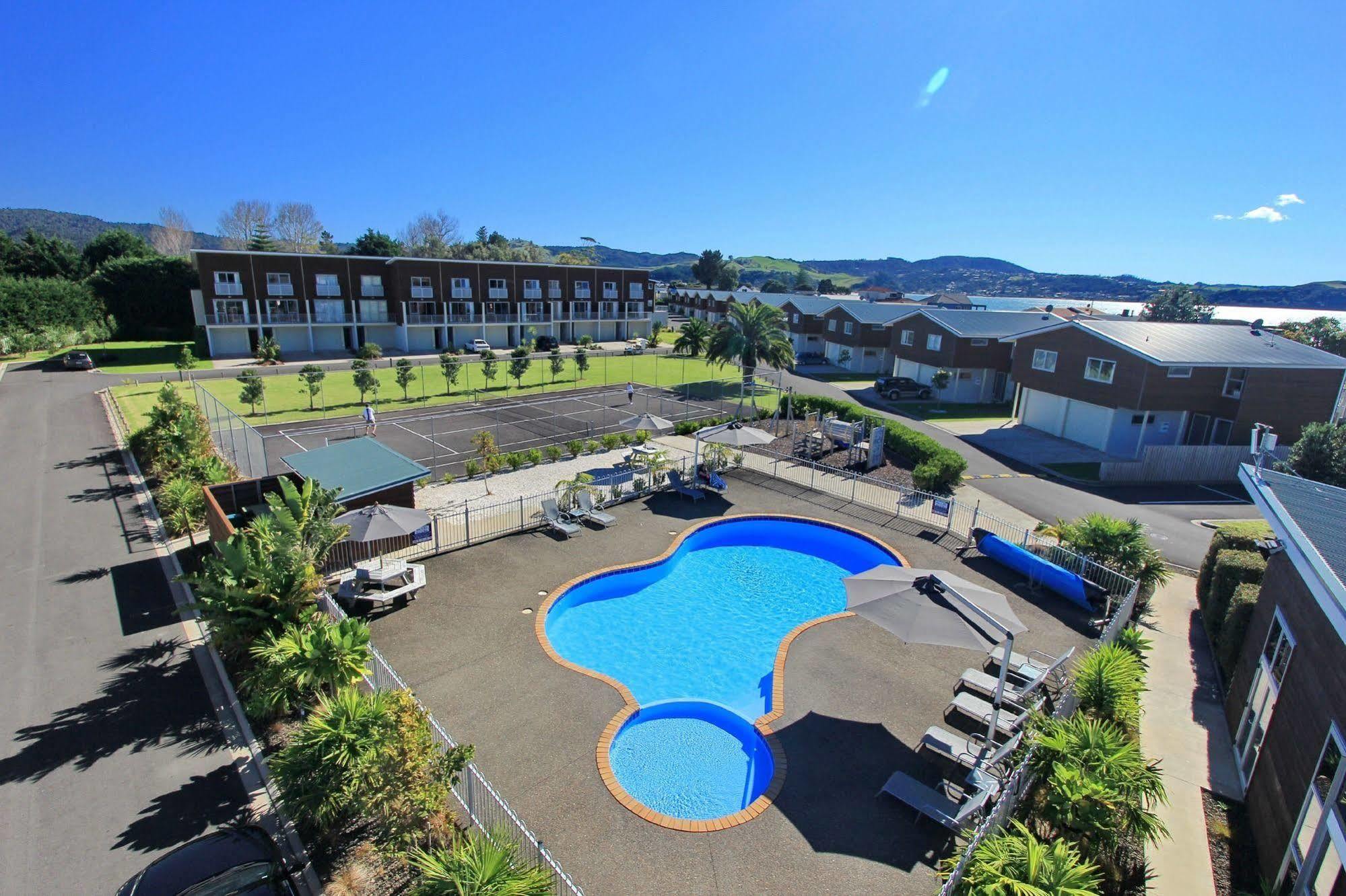 Oceans Resort Фитианга Экстерьер фото
